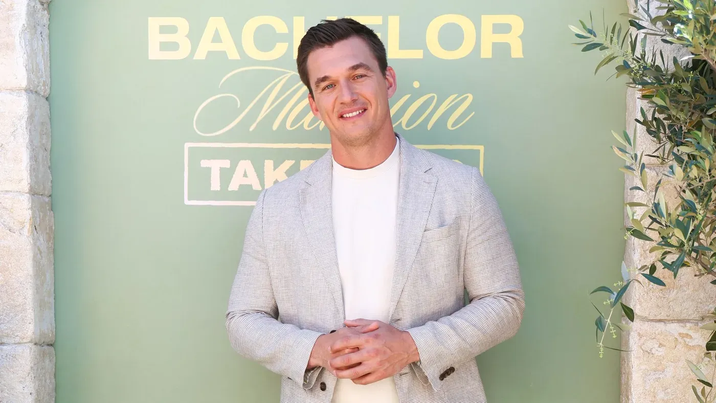 Tyler Cameron Reveals He’s Going to Be a Girl Dad on ‘Dancing With the Stars’
