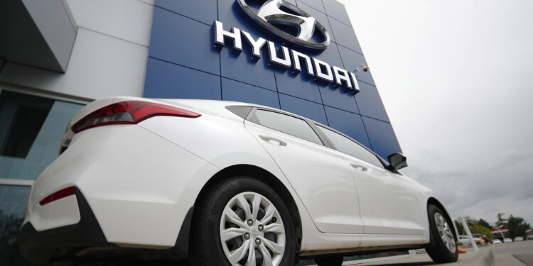 Hyundai recalls 239,000 cars over exploding seat belt parts