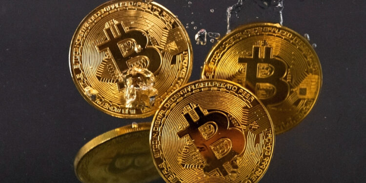 Bitcoin dips below $19K as crypto fund Three Arrows implodes