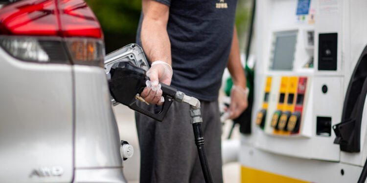 Gas stations reportedly put holds of up to $175 on card swipes