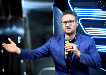 Nikola founder Trevor Milton faces new wire-fraud charge