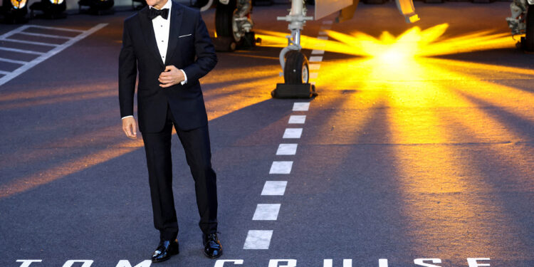 Paramount Pictures is sued over 'Top Gun: Maverick'