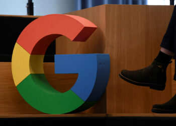 Alphabet's Google posts higher quarterly revenue