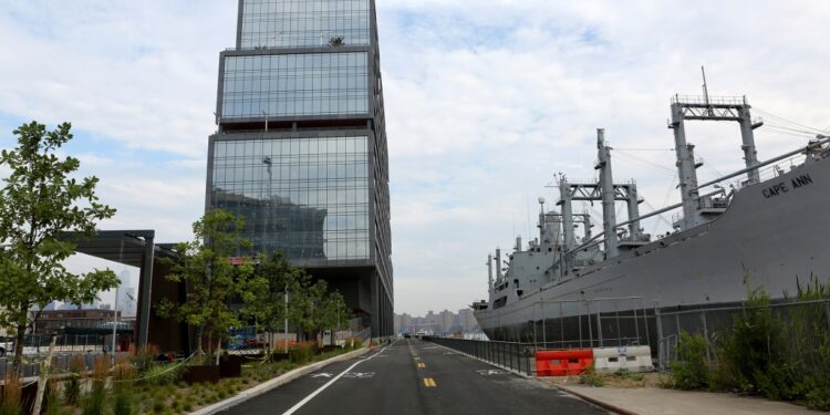 The uniquely-designed waterfront building has 675,000 square feet.