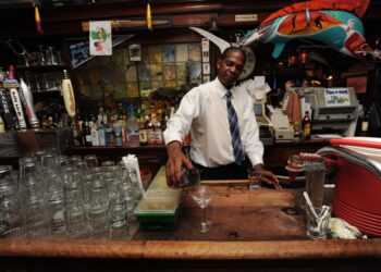 East Hampton 'overlords' order crackdown on dancing in Montauk