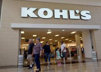 Kohl's ends buyout talks with Vitamin Shoppe owner