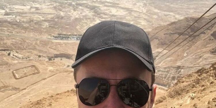 Elon Musk selfie