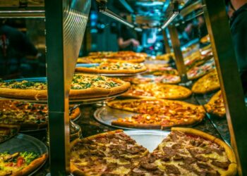 Pizza joint blames shoddy service on 'lack of work ethic'