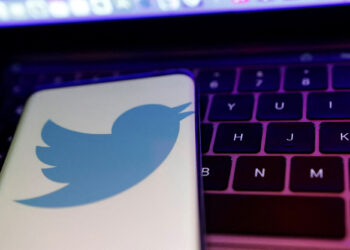 Twitter reiterates it has fewer than 5% spam accounts