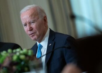 An increasing number of Americans are unhappy with how Joe President Biden is dealing with the economy.