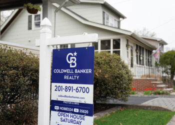 Mortgage rates jump to 6.29% -- highest in 15 years