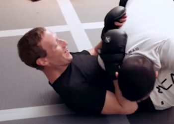 Mark Zuckerberg jiujitsu training