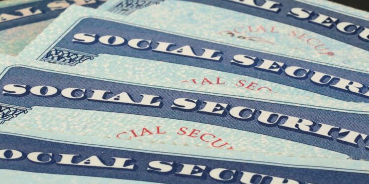 Social Security gets 8.7% increase -- highest since 1981