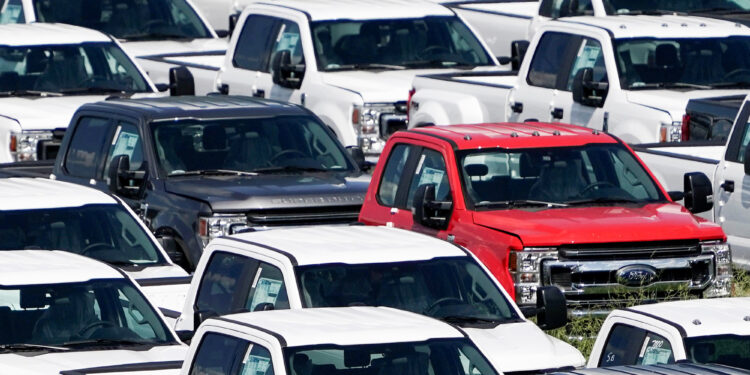 Ford recalls over 550,000 F-150 pickups over faulty wipers