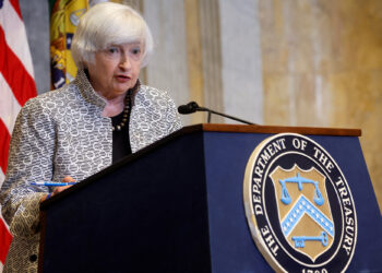 Janet Yellen says she plans to remain as Treasury secretary