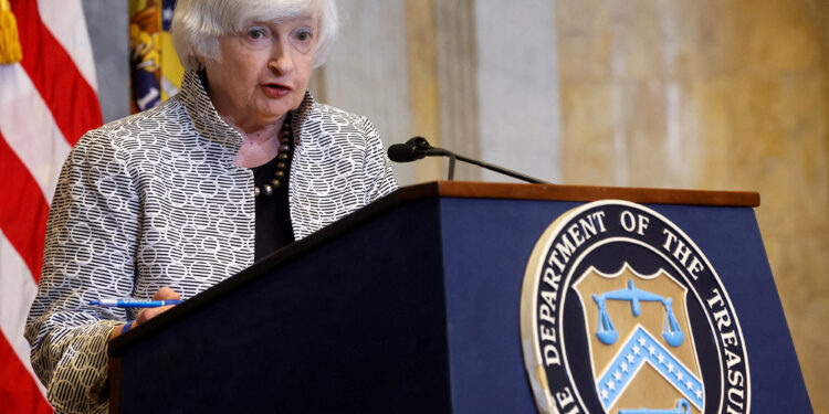 Janet Yellen says she plans to remain as Treasury secretary