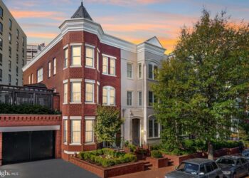 washington dc ftx townhouse