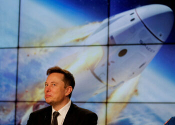 SpaceX workers say they were fired for criticizing Elon Musk