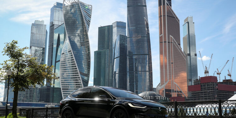 Tesla recalls 30,000 Model X cars over air bag issue