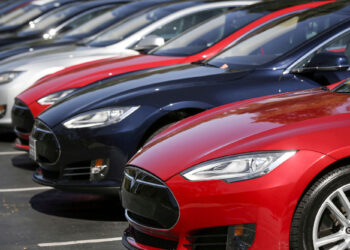 Tesla recalls 40,000 Model S, Model X cars over steering issue