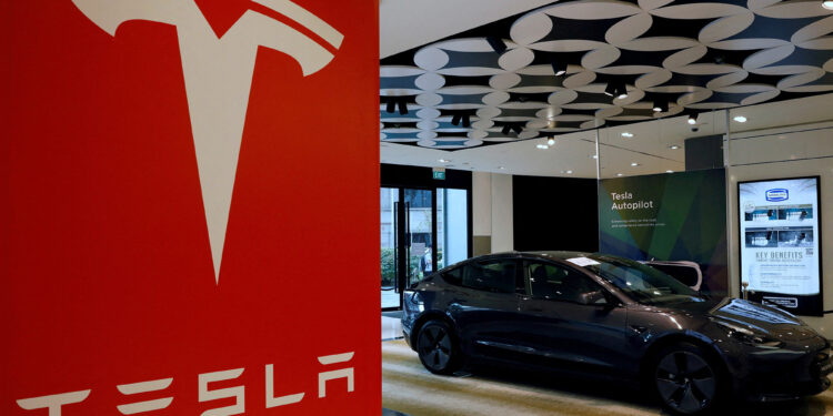 Tesla reports 2 new fatal crashes involving Autopilot system