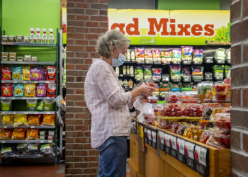 Wholesale inflation eases to 8% in October