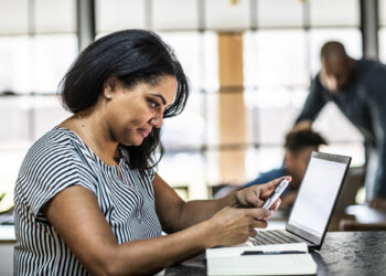 Apple to allow alternative app stores on iPhones, iPads in response to EU law: report