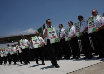 Delta Air Lines pilots protesting in June.