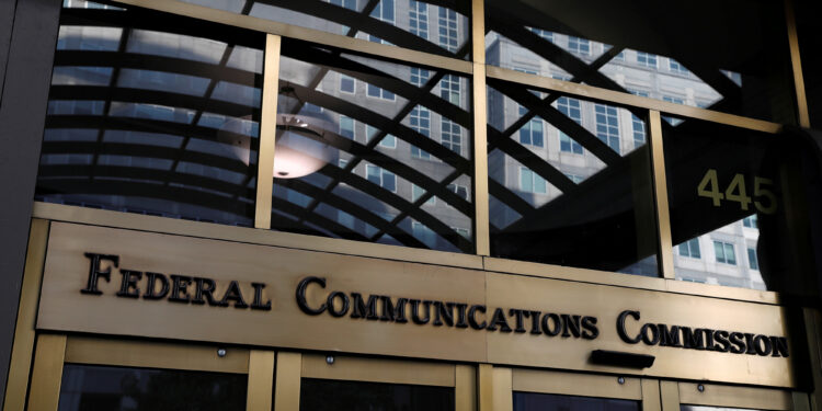 FCC proposes record $300M fine for 'auto warranty' robocalls