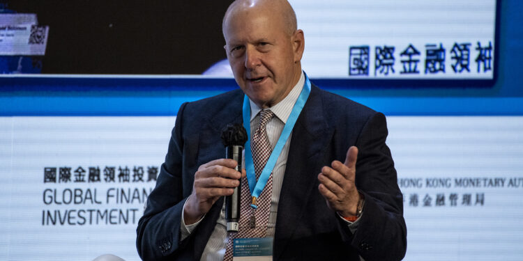 Goldman Sachs to chop at least 400 in retail banking unit: report