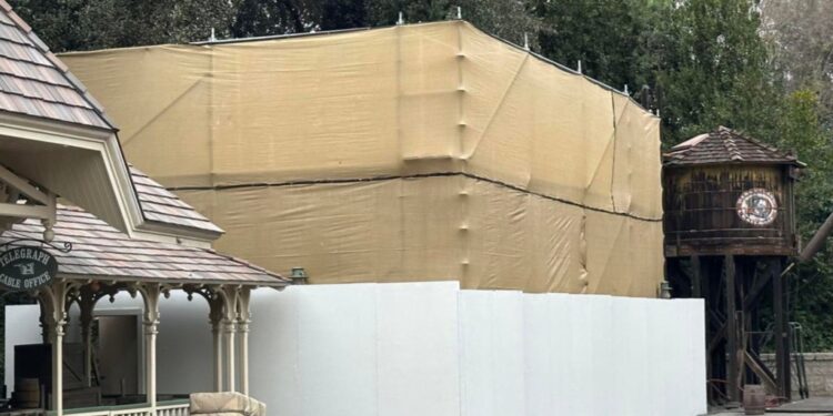 Fire Breaks Out Overnight at Disneyland, Reportedly Damages New Orleans Square Train Station