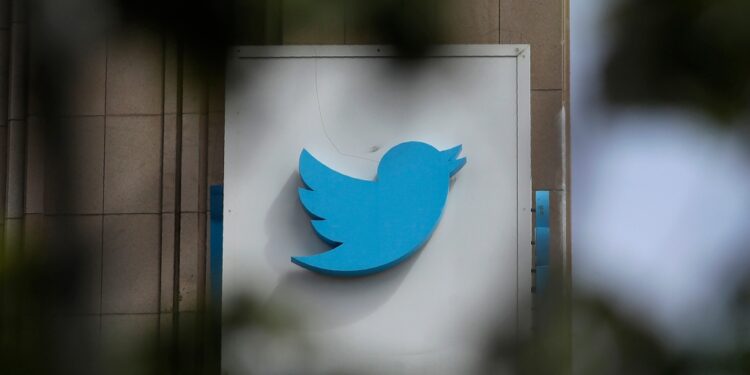 Hackers reportedly obtaining the emails of 2.35 million Twitter's users and publishing them on an Internet forum. 