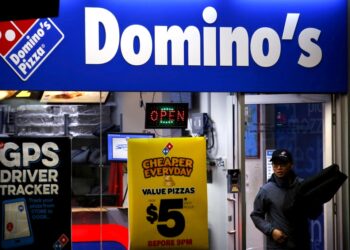 Domino's pizza store