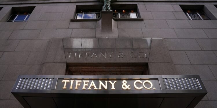Tiffany & Co. exterior