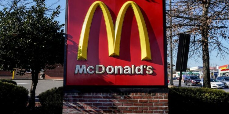 McDonald's is reportedly temporarily closing its US offices this week to prepare for layoffs.