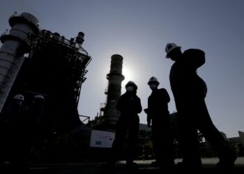 Oil prices could rise worldwide as Saudi Arabia announces cut of 500,000 barrels daily