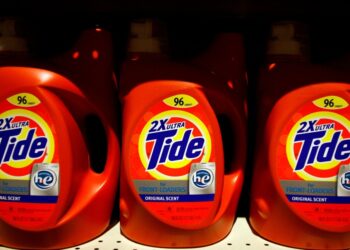 Tide detergent