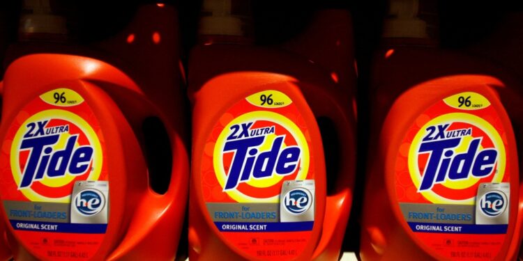 Tide detergent