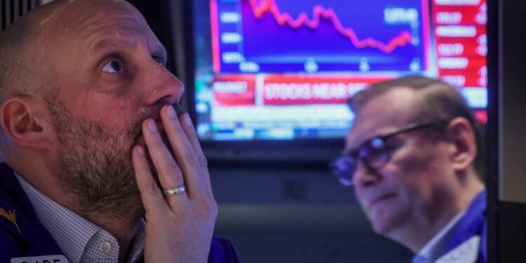 Worried NYSE traders