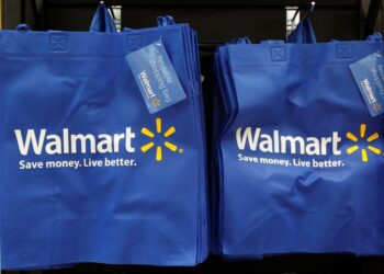 A closeup of the shirt.