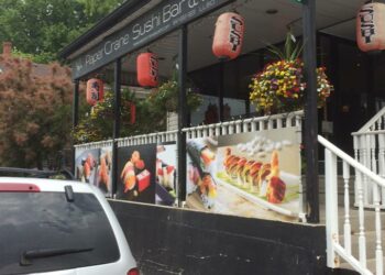 The restaurant was forced to issue a statement to its Instagram page apologizing to Mauro for the bad encounter.