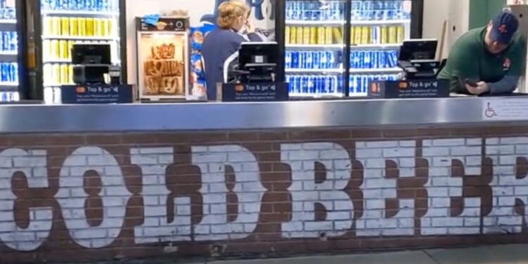 A concession stand selling Bud Light beer was described as a "ghost town" on TikTok.