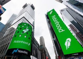 Robinhood is cutting about 7% of its full-time staff, which will affect about 150 workers. It's the investing app's third round of layoffs since April 2022.