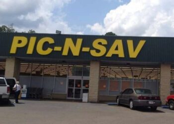 Alabama grocer to pay $50K after customer groped employees