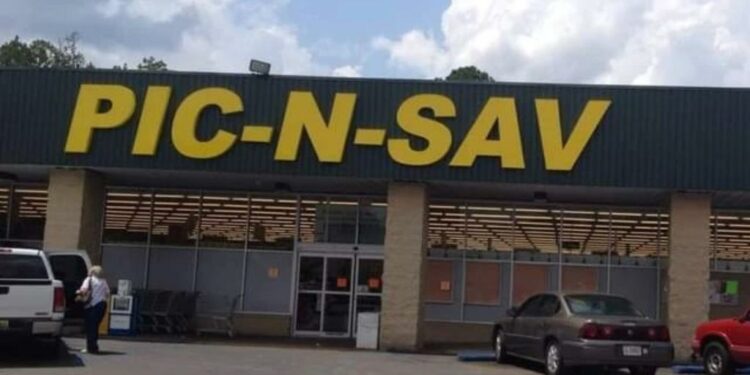 Alabama grocer to pay $50K after customer groped employees