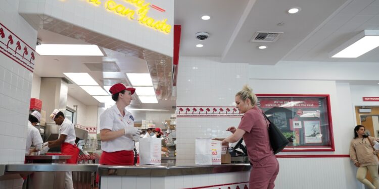 Customers at In-N-Out