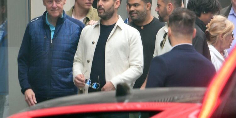 Michael Kives and Bill Clinton