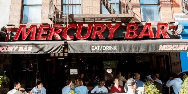Mercury Bar's outdoor seating