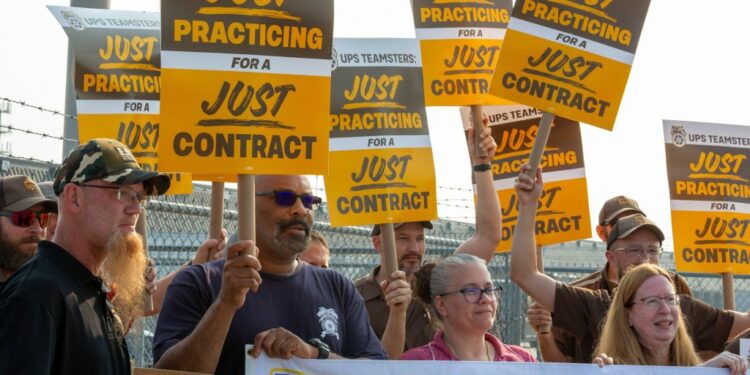 Members of the Teamsters union protesting last month.