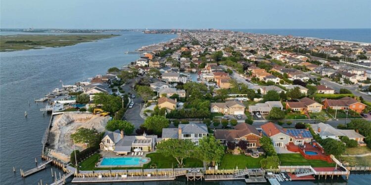 A view of Atlantic Beach, Long Island.